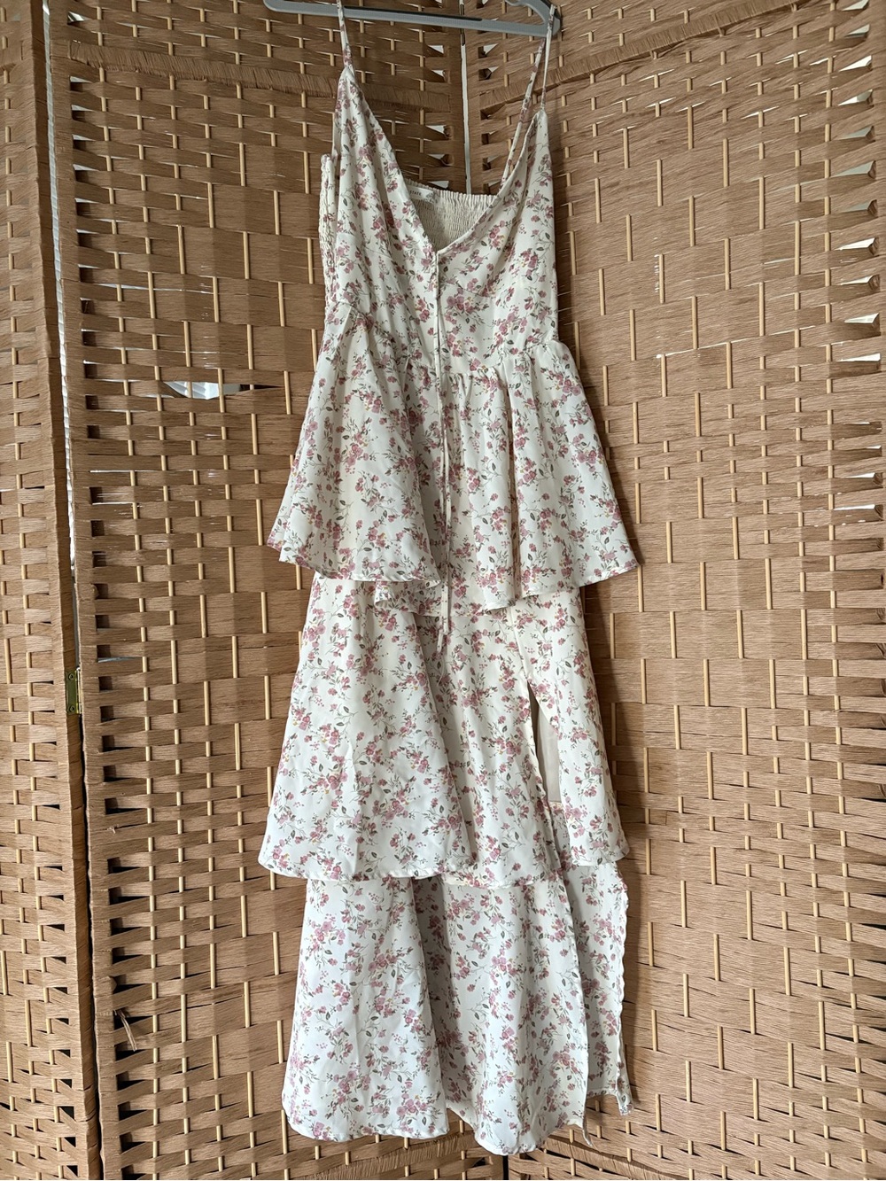 Altard State Floral Tiered Spaghetti-Strap Dress in Cream and Pink